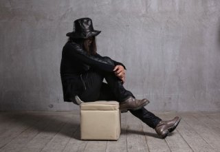本日のミニブログ更新です。今週のTHEE SIX EYESプロジェクトはリレーブログ形式で更新しております。日替わりで更新を続け一つのスタイルを３店舗で構築し皆様にご提案させていただきます。本日のブログ更新はHIMEJI店。詳しくはミニブログをご覧くださいませ。